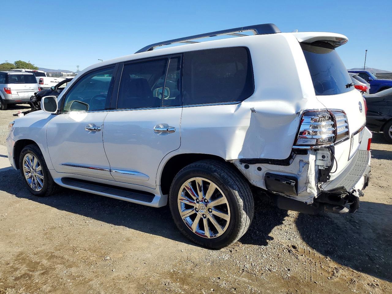 2011 LEXUS LX 570