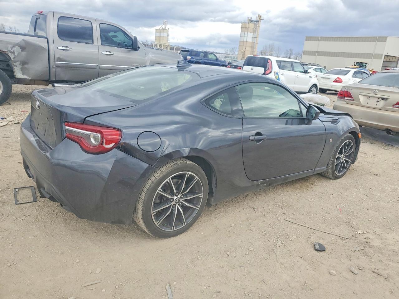 2017 TOYOTA GR 86