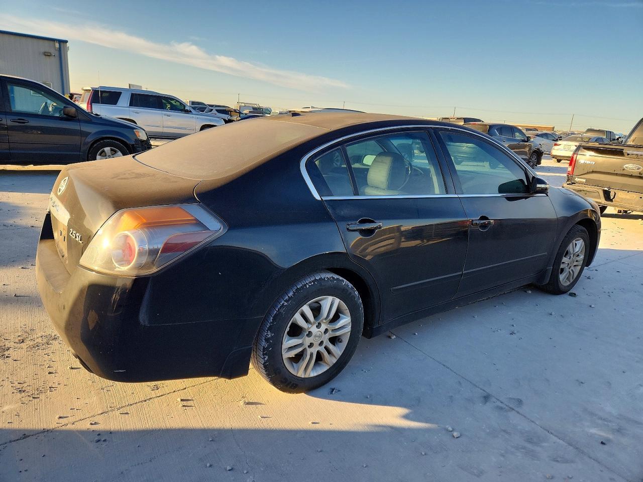 2012 NISSAN ALTIMA