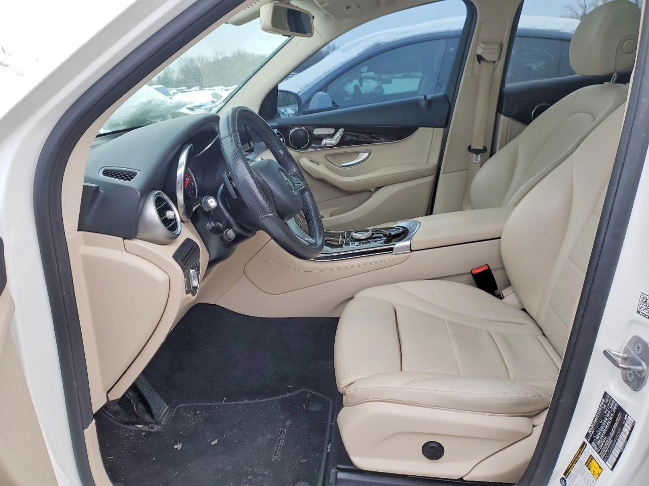 2017 MERCEDES-BENZ GLC-Class