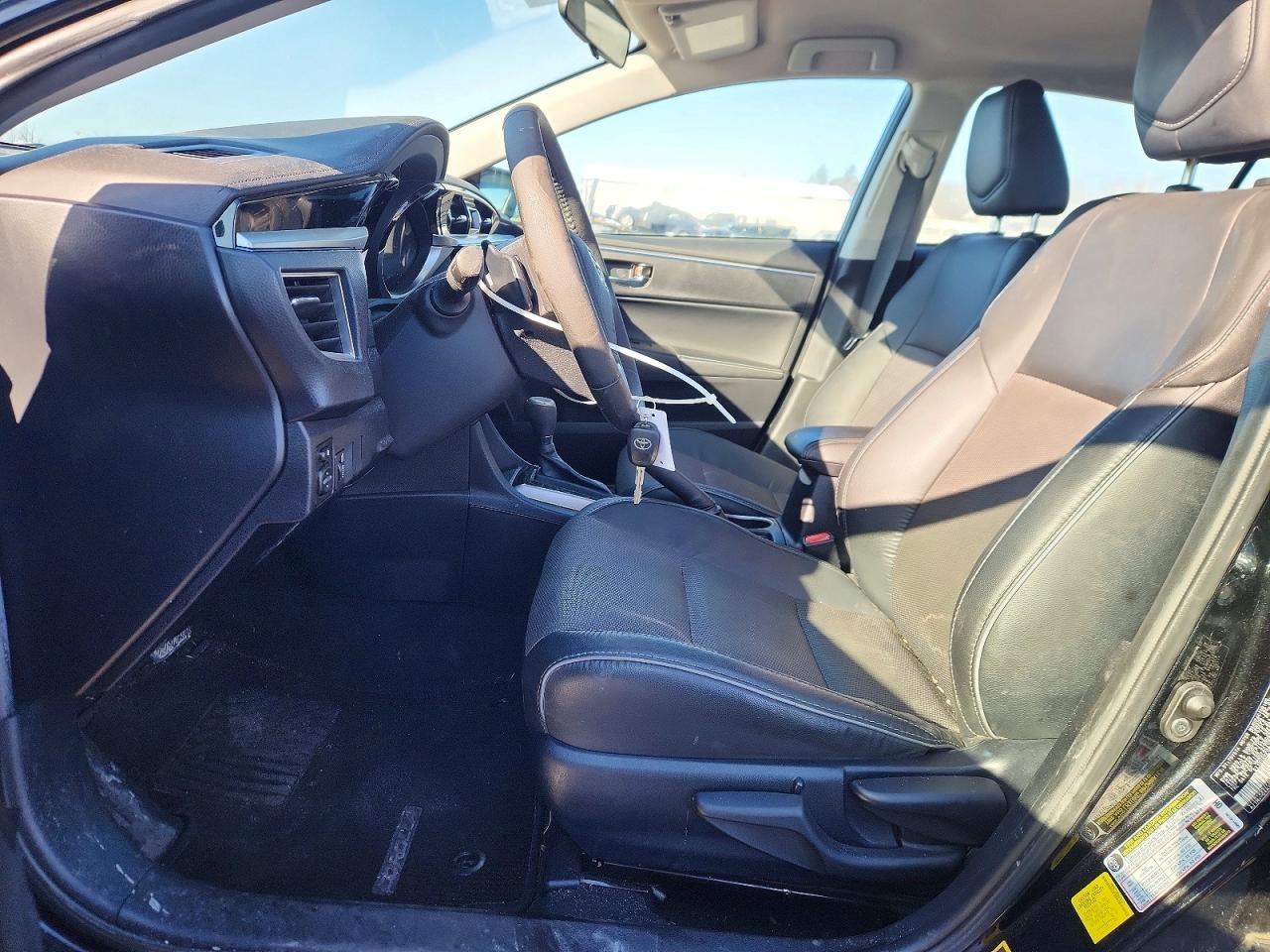 2015 TOYOTA COROLLA