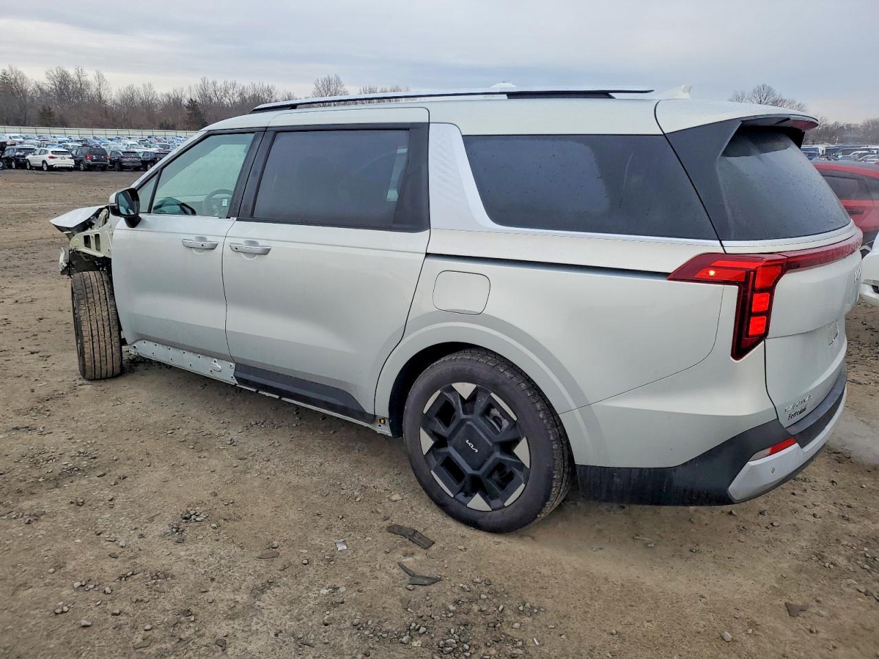 2025 KIA Carnival