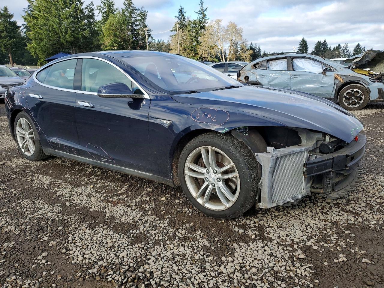 2013 TESLA MODEL S