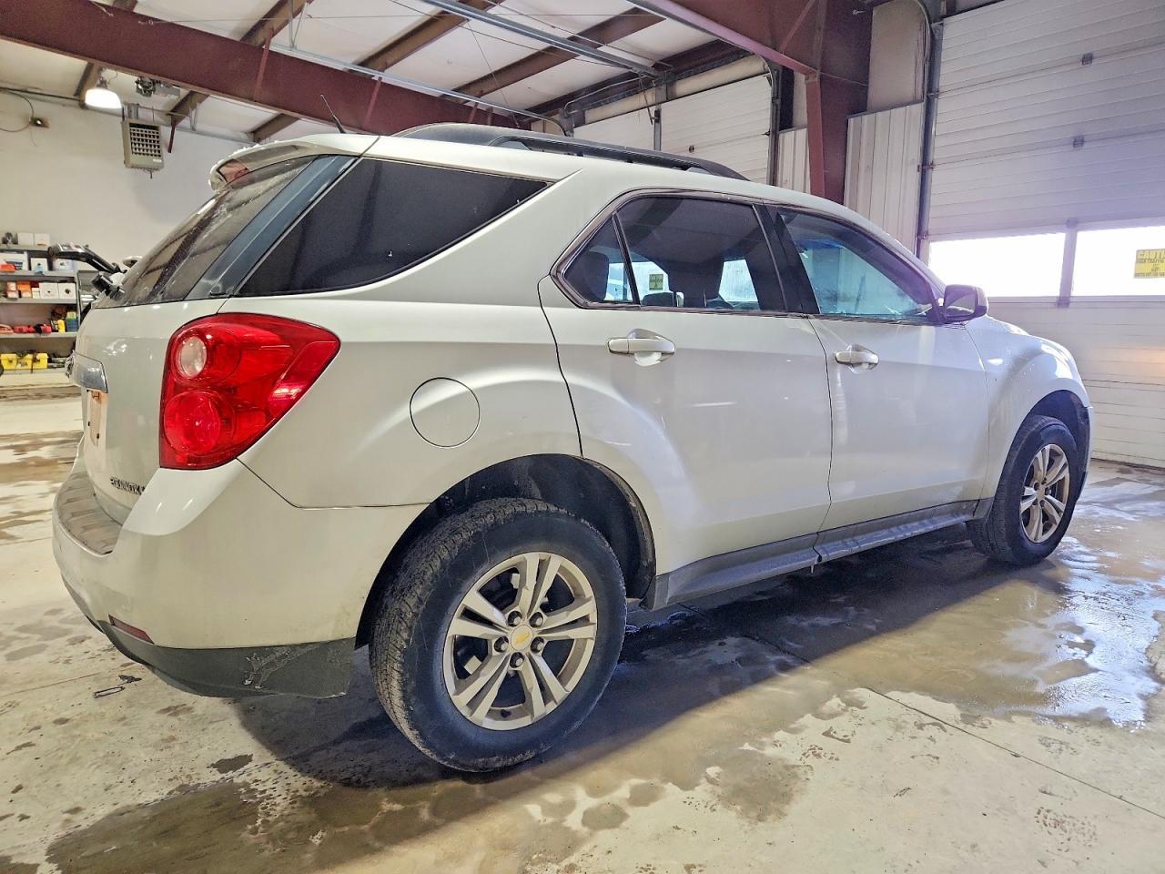 2011 CHEVROLET EQUINOX