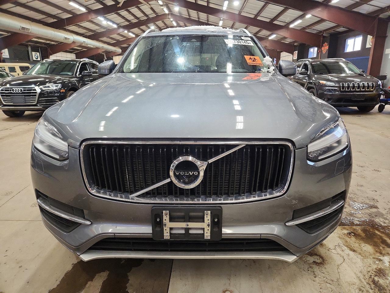 2016 VOLVO XC90