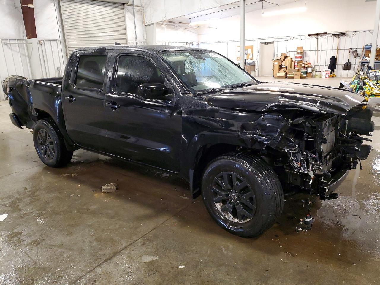 2023 NISSAN Frontier