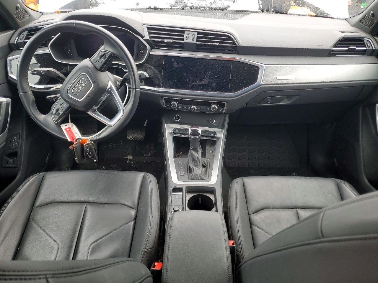 2022 AUDI Q3