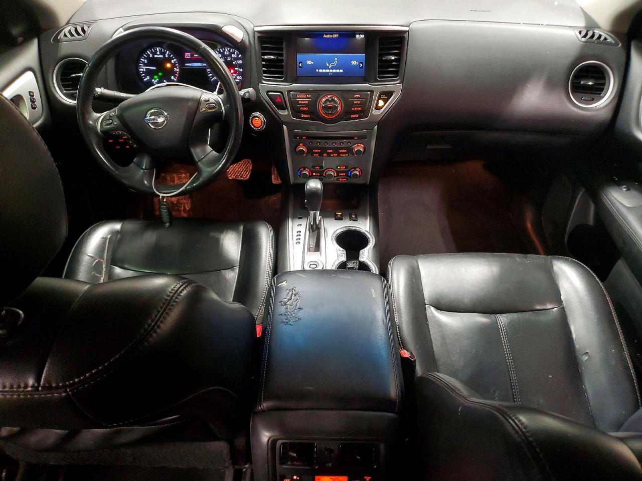 2017 NISSAN PATHFINDER