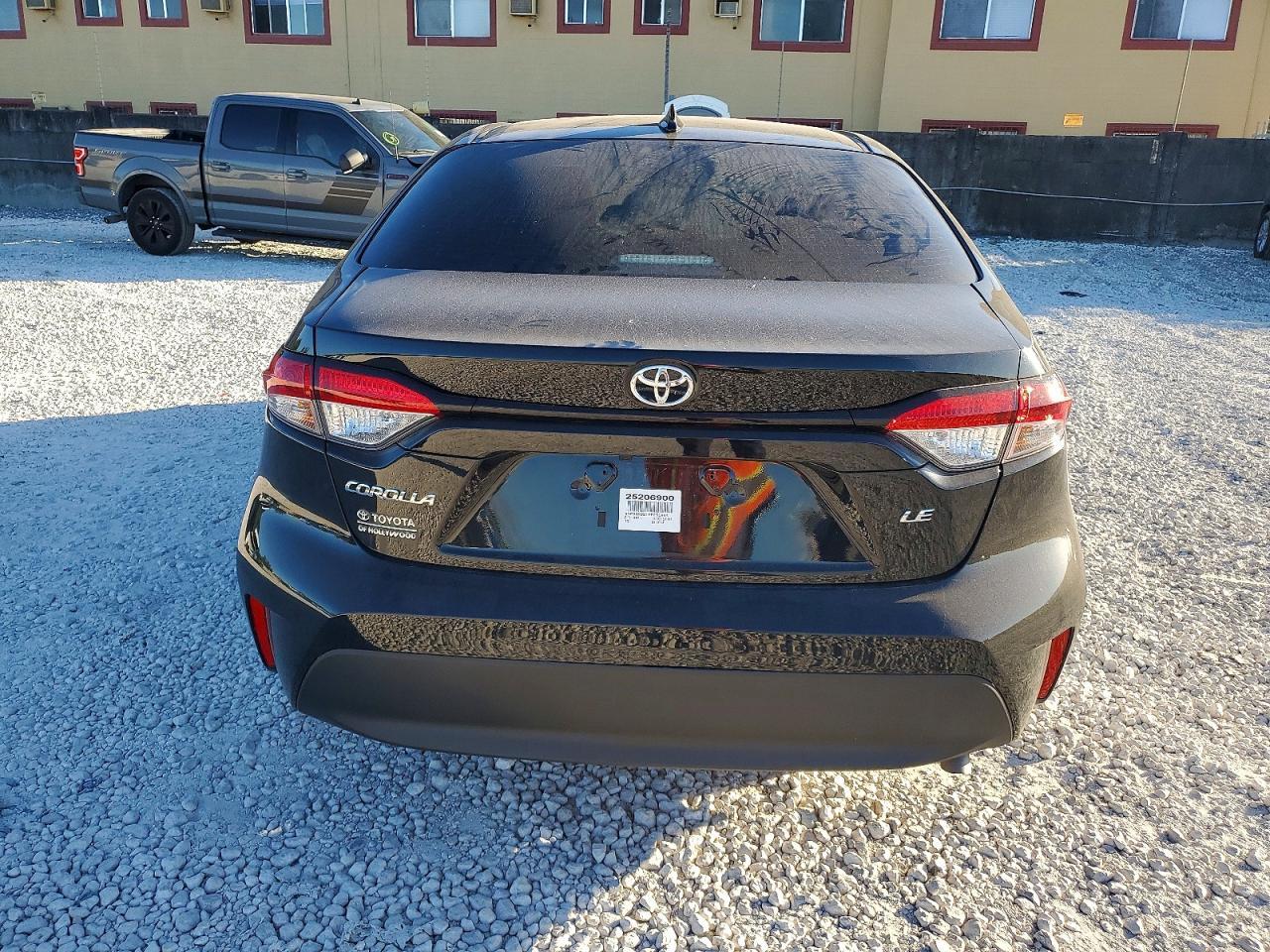2025 TOYOTA COROLLA