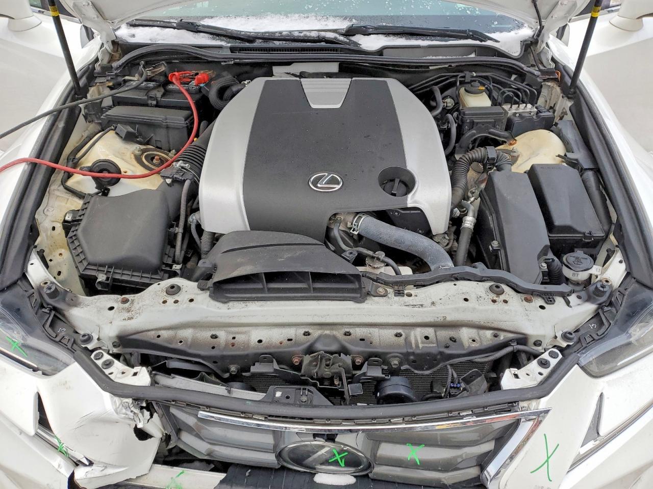 2017 LEXUS IS 300