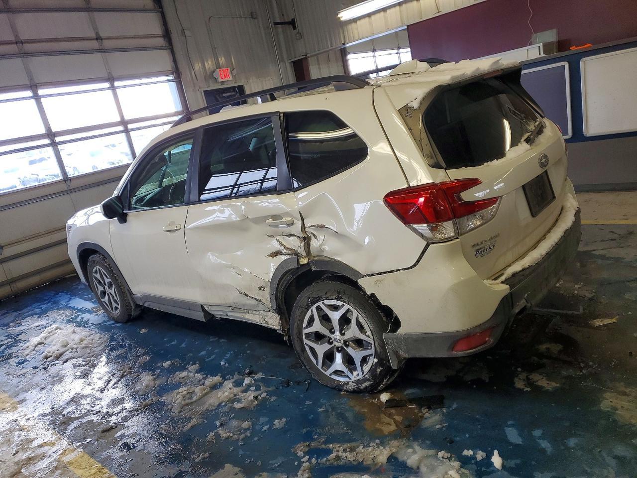 2020 SUBARU FORESTER
