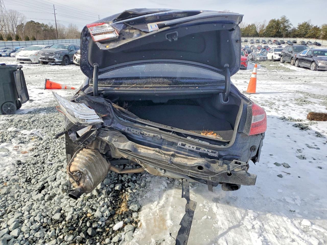 2013 HYUNDAI GENESIS