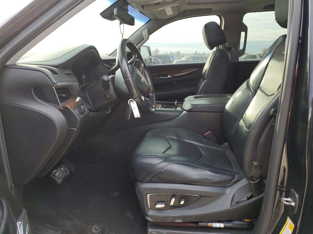 2018 CADILLAC Escalade ESV