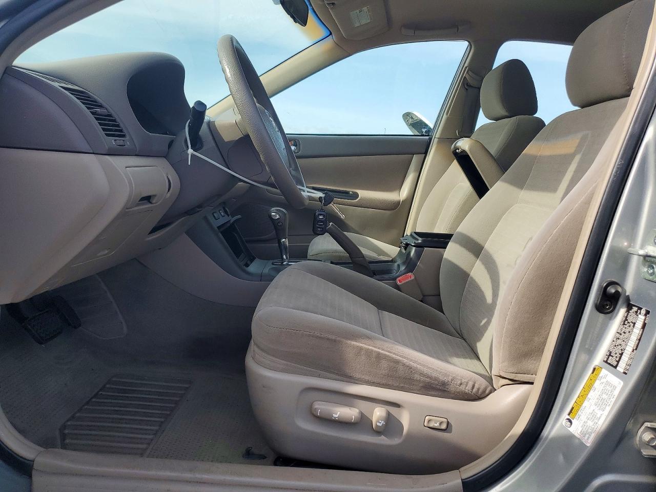 2005 TOYOTA CAMRY