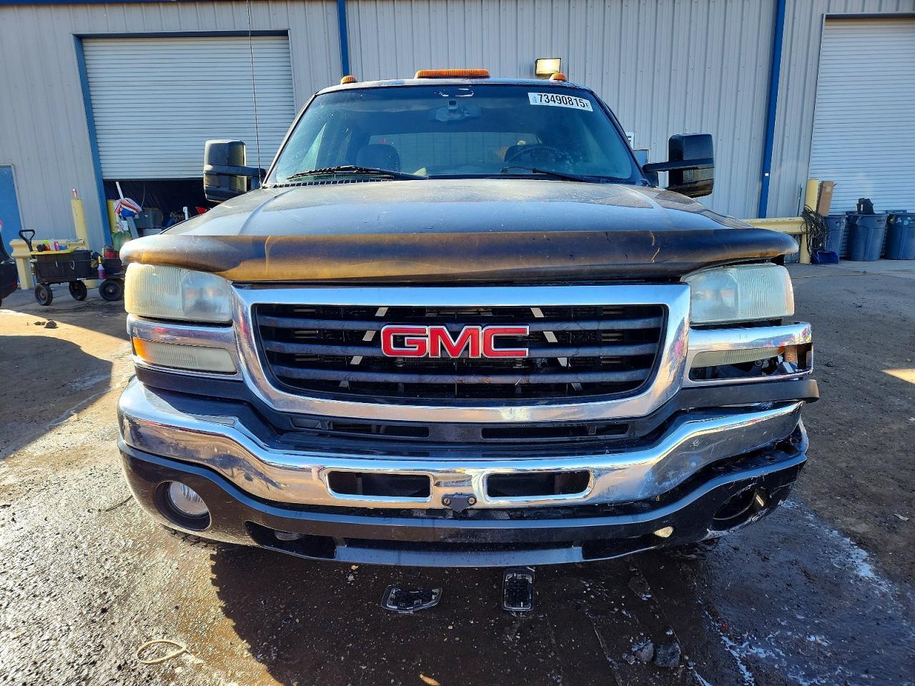 2004 GMC Sierra