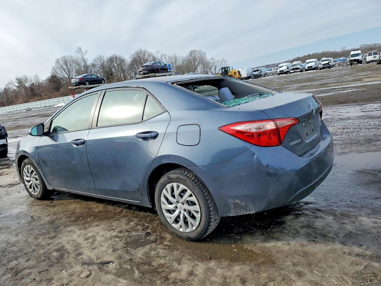 2018 TOYOTA COROLLA