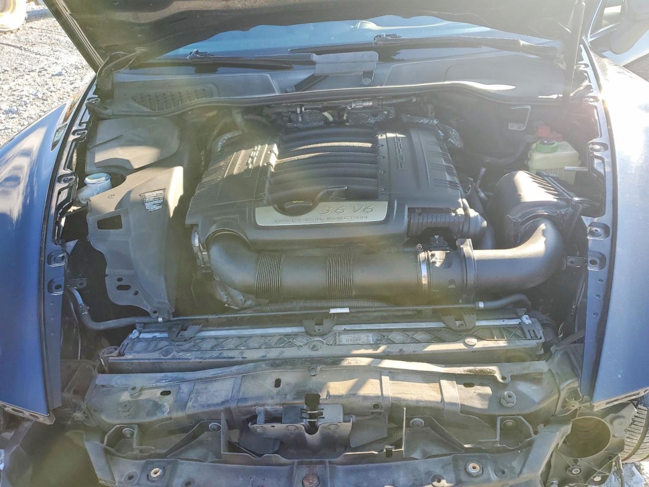 2013 PORSCHE CAYENNE