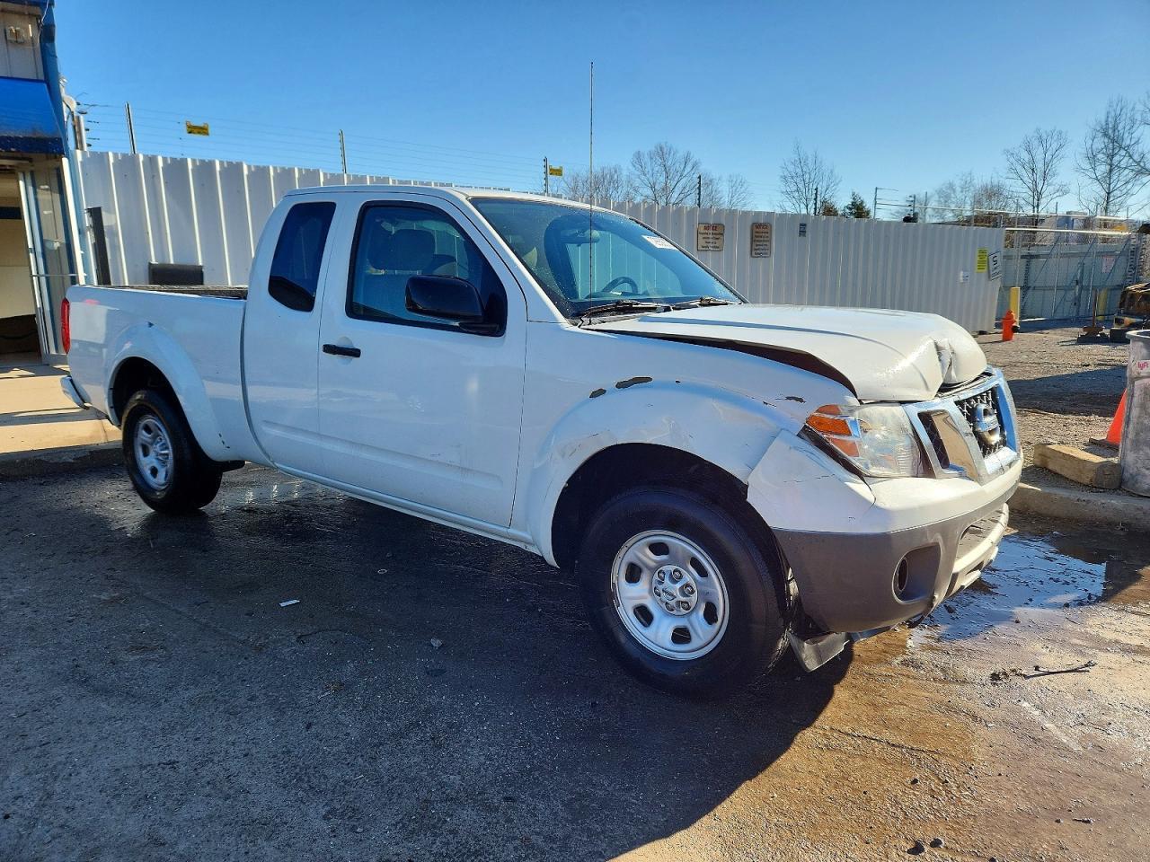 2017 NISSAN Frontier