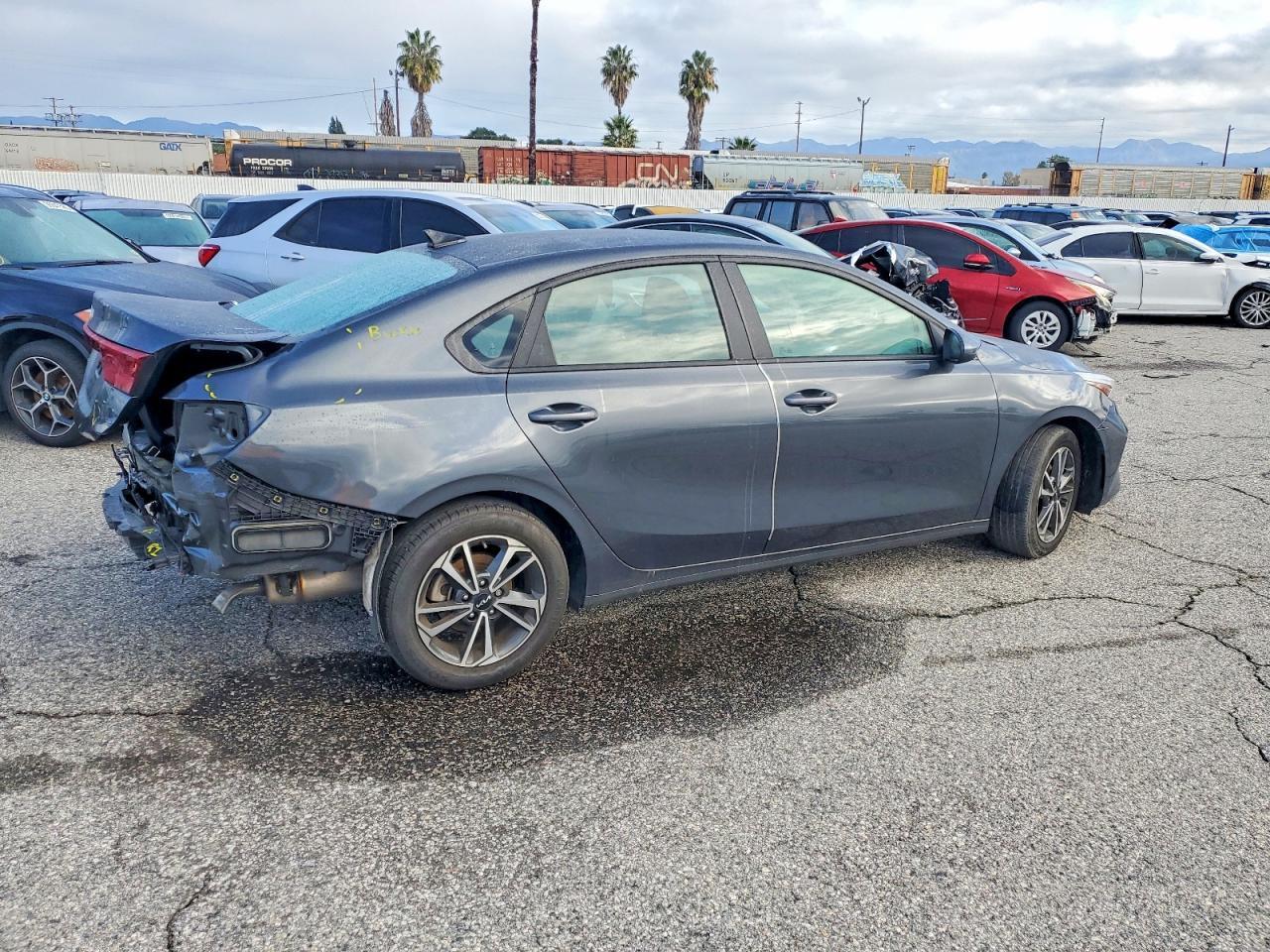 2024 KIA FORTE