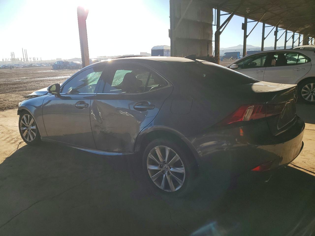 2016 LEXUS IS 200t
