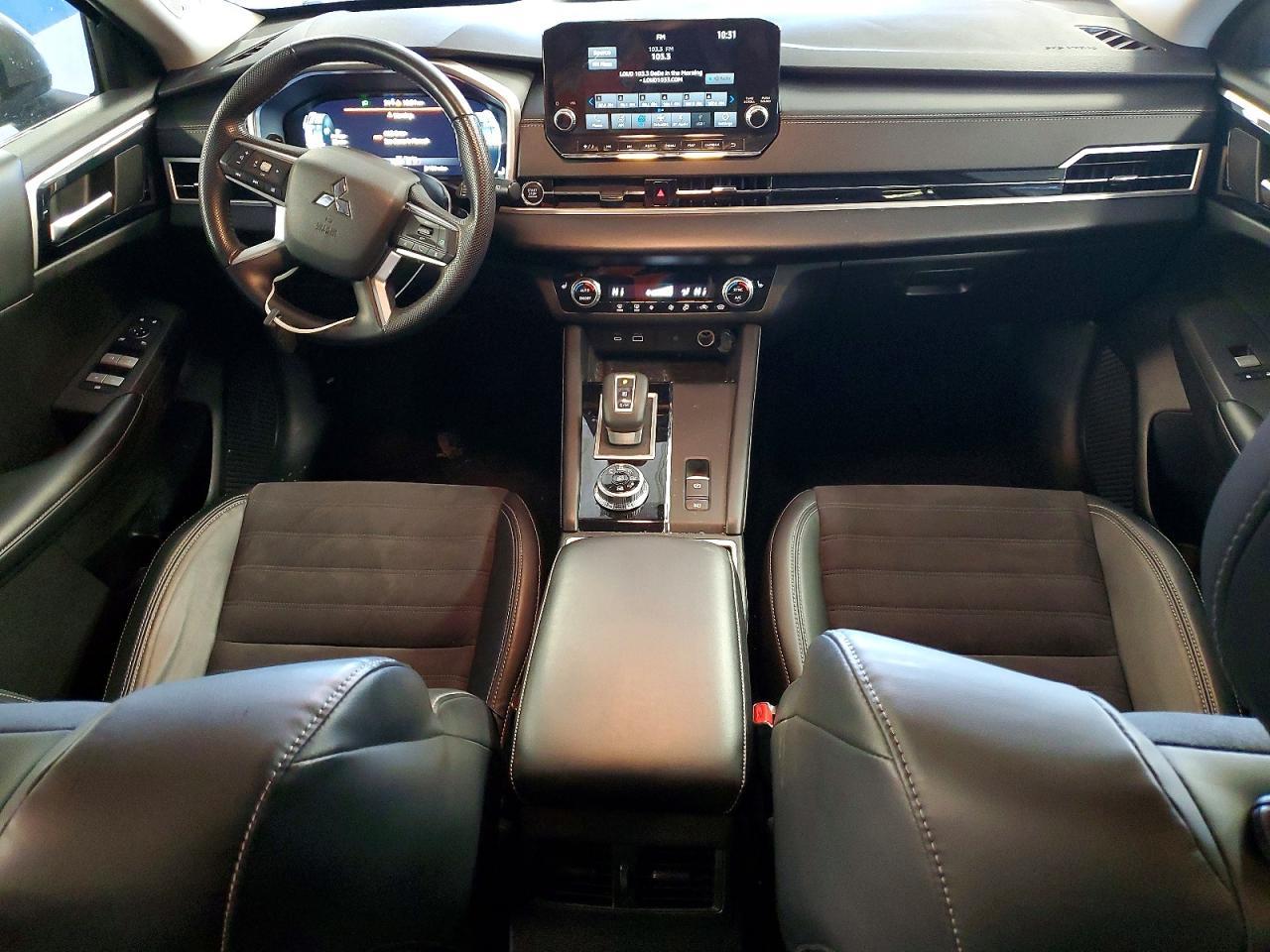 2022 MITSUBISHI outlander