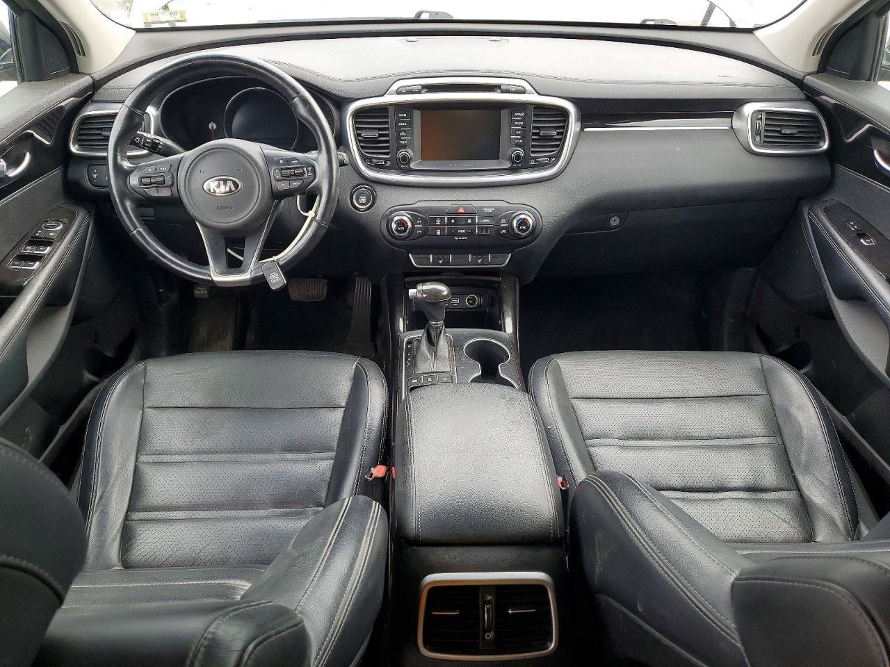 2017 KIA SORENTO