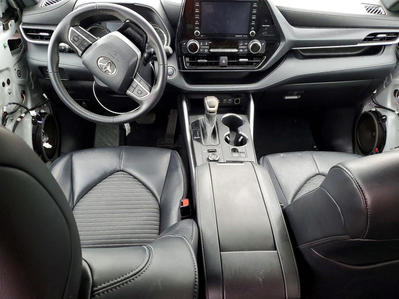 2022 TOYOTA HIGHLANDER