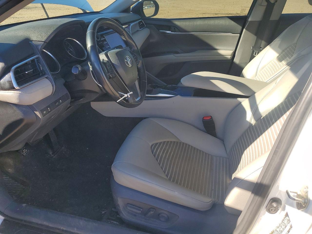 2018 TOYOTA CAMRY