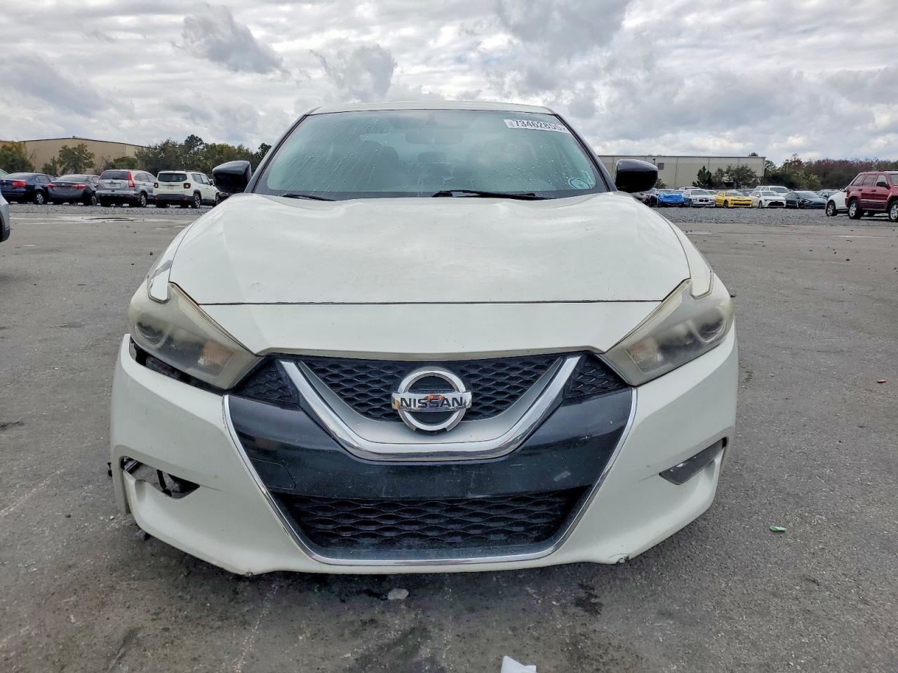 2017 NISSAN Maxima