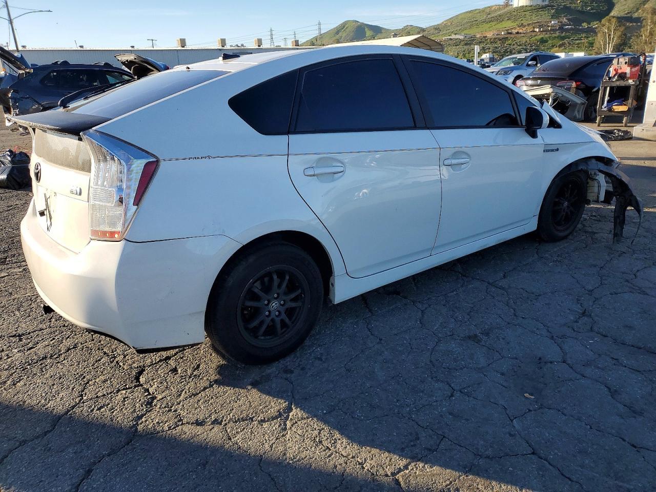 2010 TOYOTA PRIUS