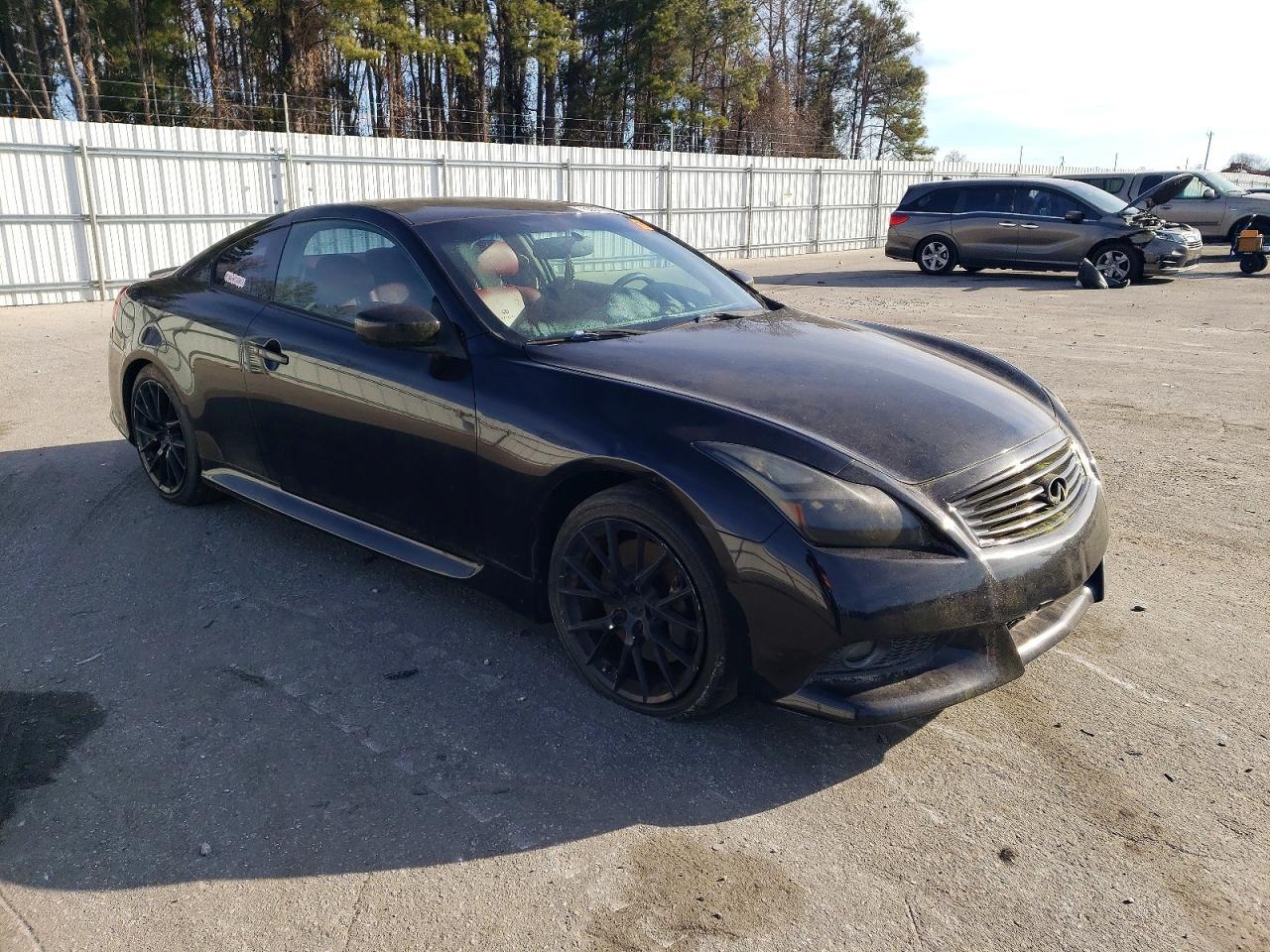 2012 INFINITI G37