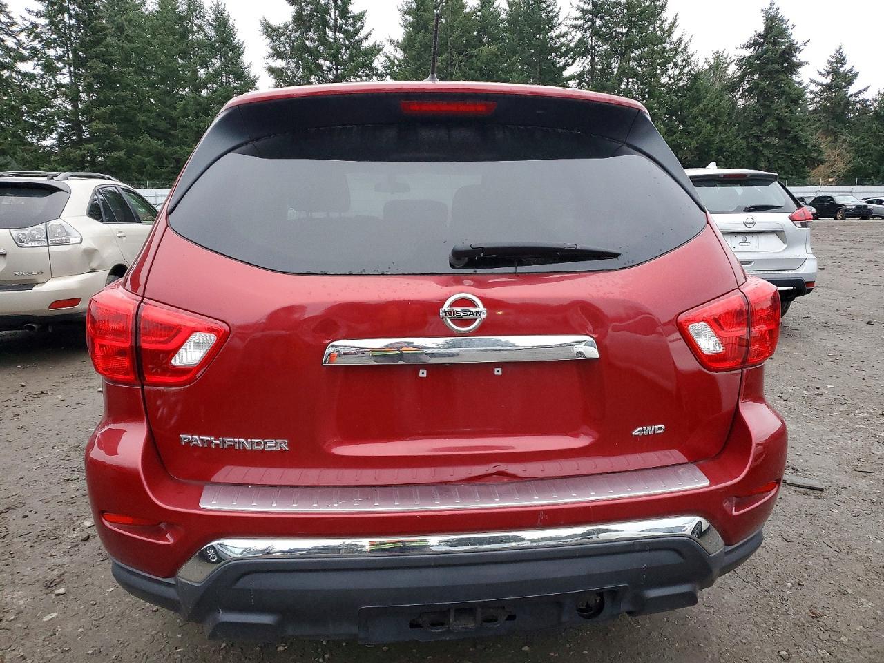 2017 NISSAN PATHFINDER