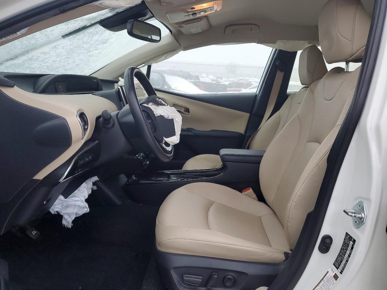 2020 TOYOTA PRIUS