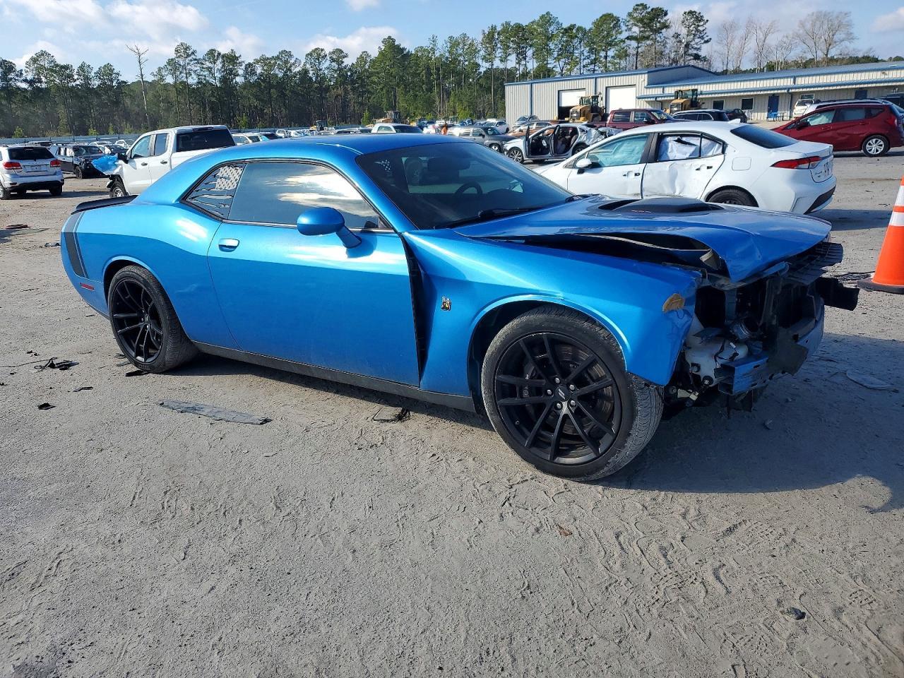 2019 DODGE Challenger