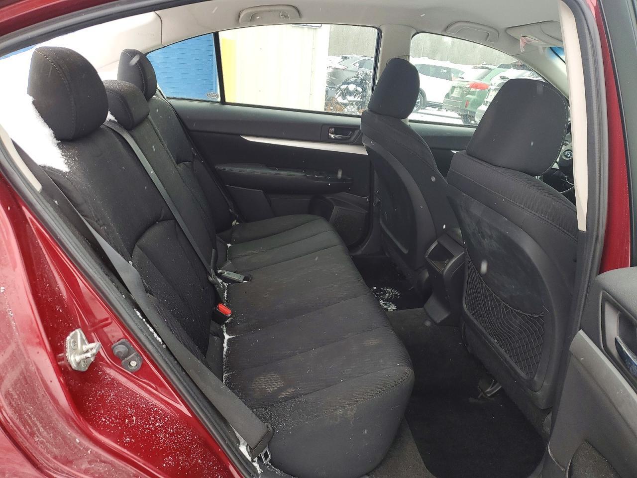 2011 SUBARU Legacy