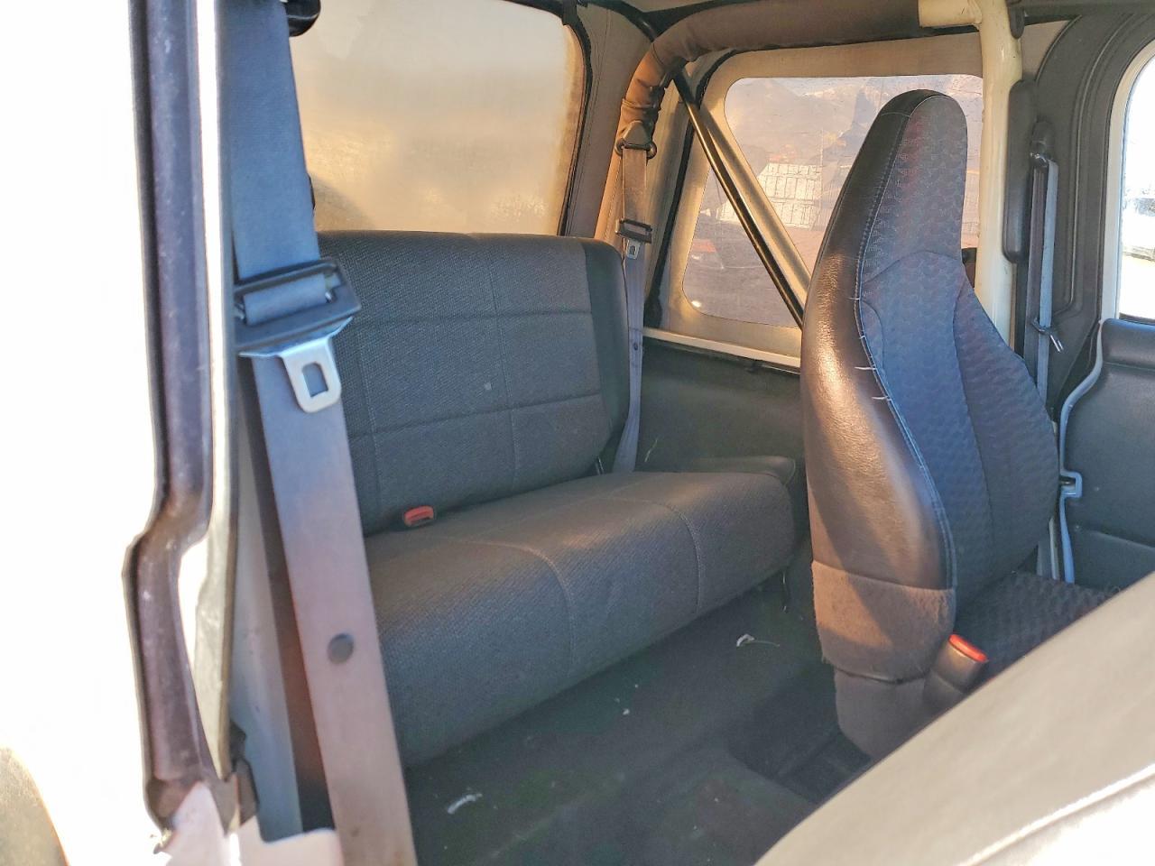2000 JEEP WRANGLER
