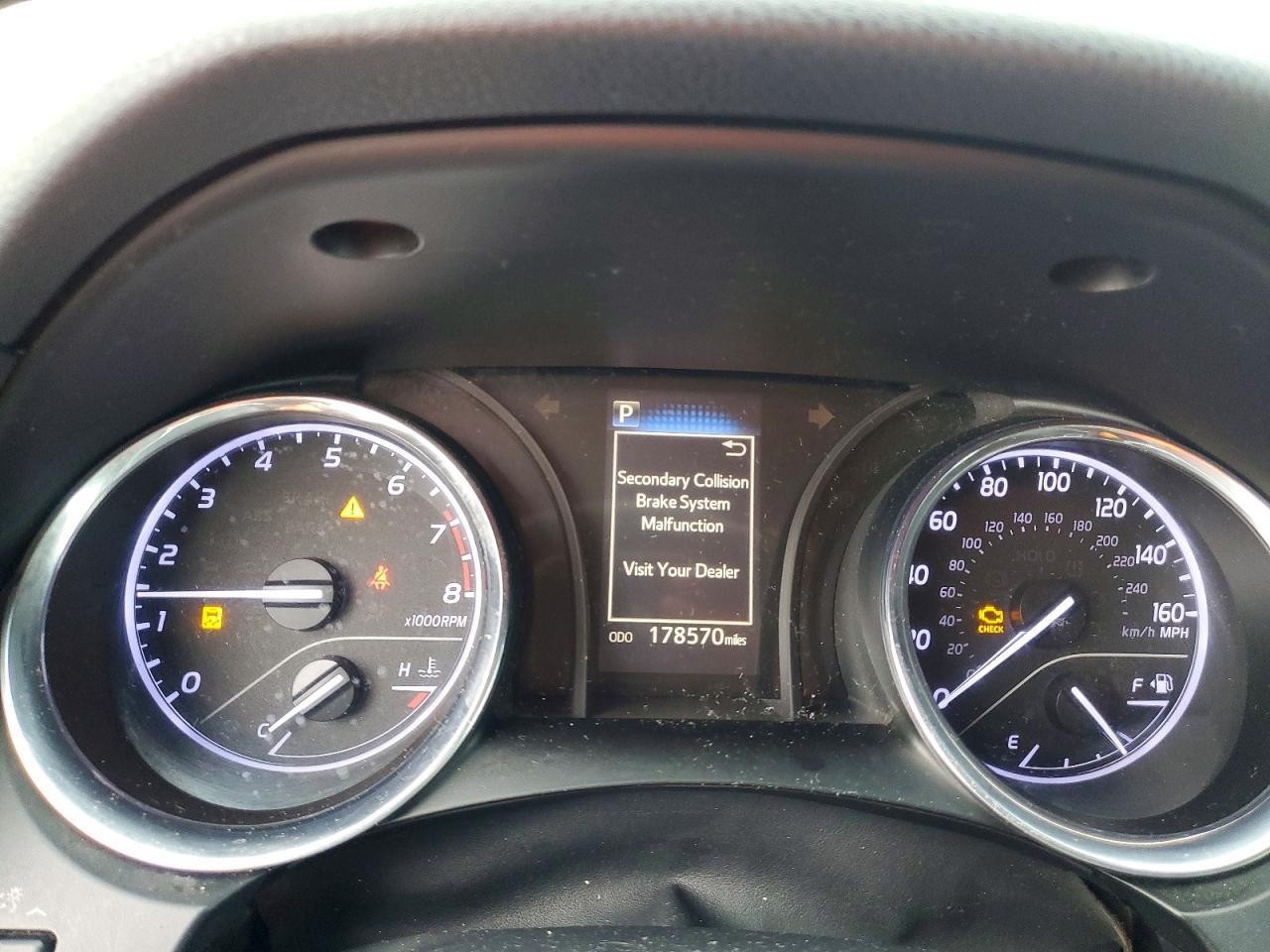 2019 TOYOTA CAMRY