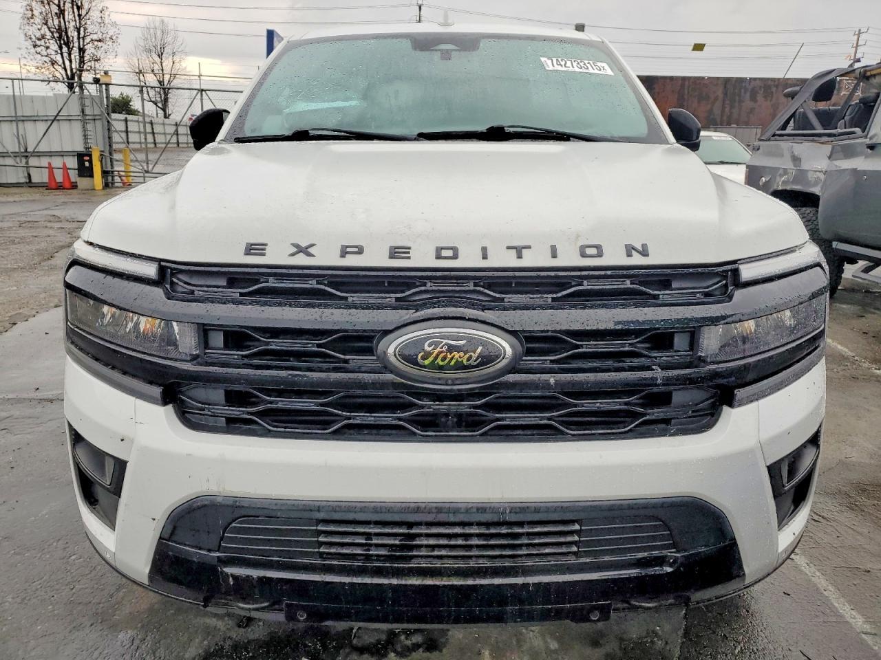 2022 FORD Expedition