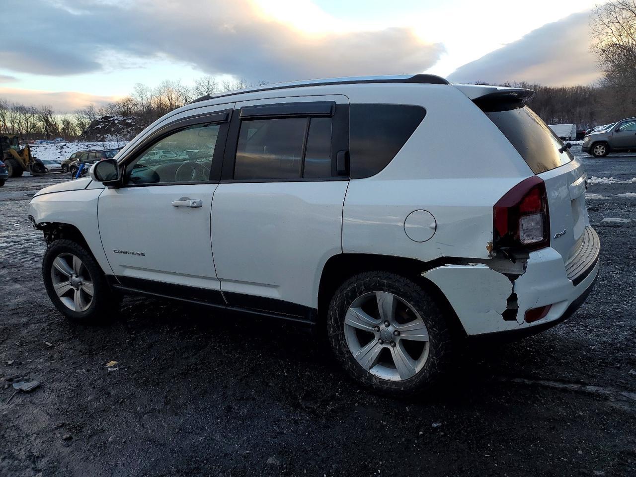 2015 JEEP Compass