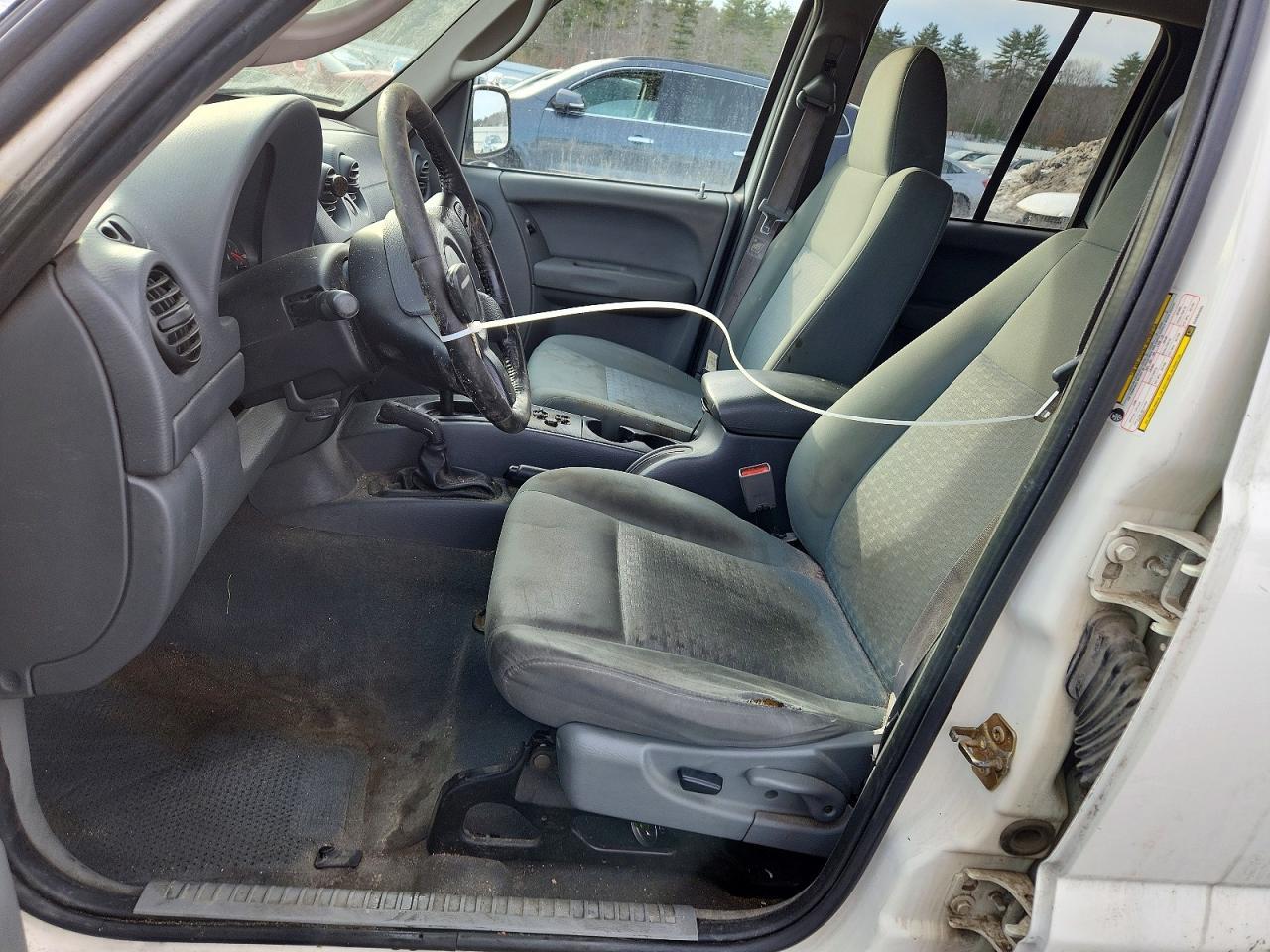2005 JEEP Liberty