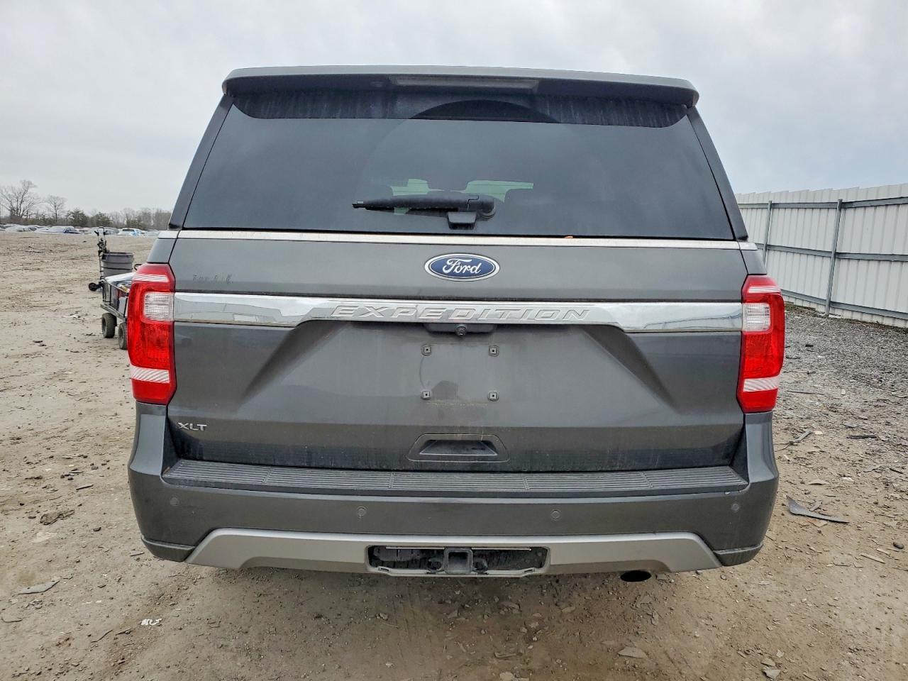 2021 FORD Expedition