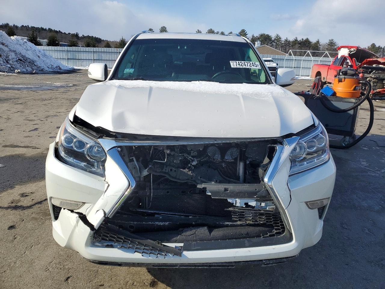 2016 LEXUS GX 460