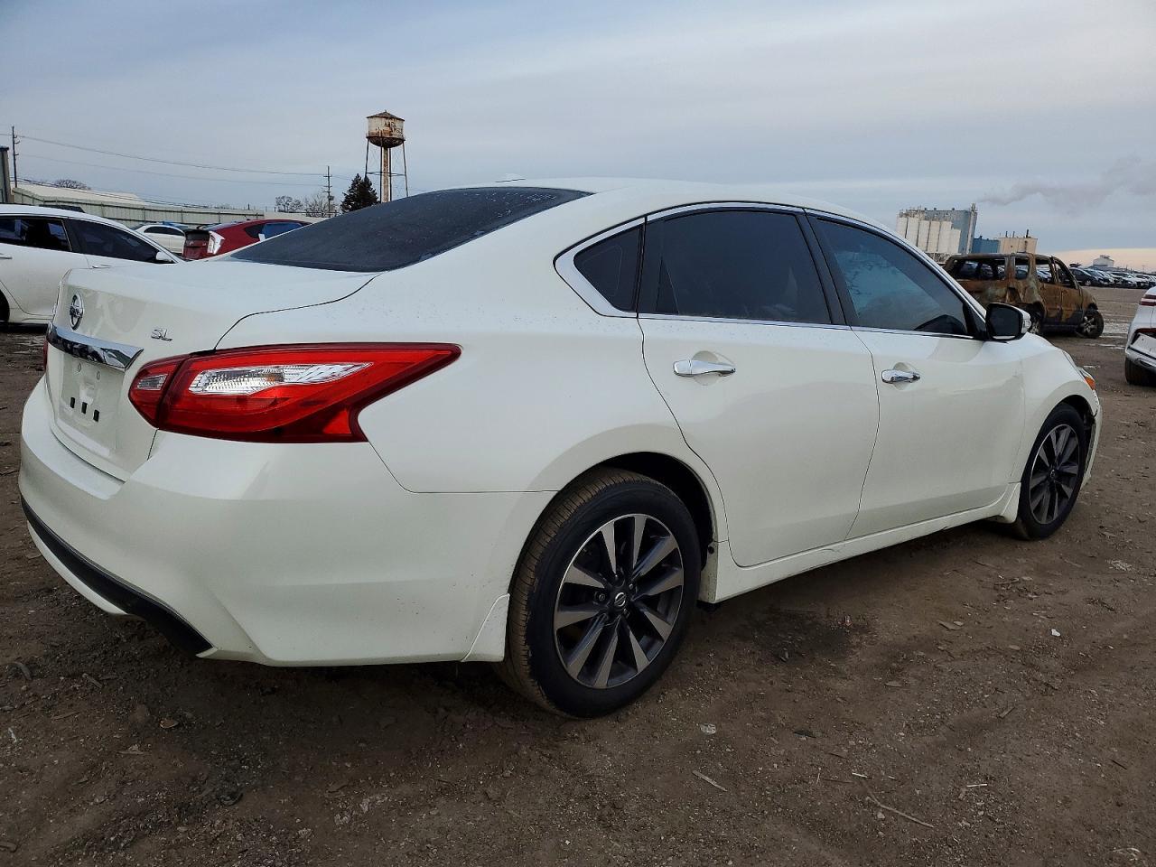 2016 NISSAN ALTIMA