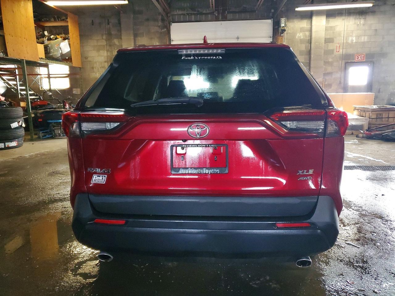 2019 TOYOTA RAV4