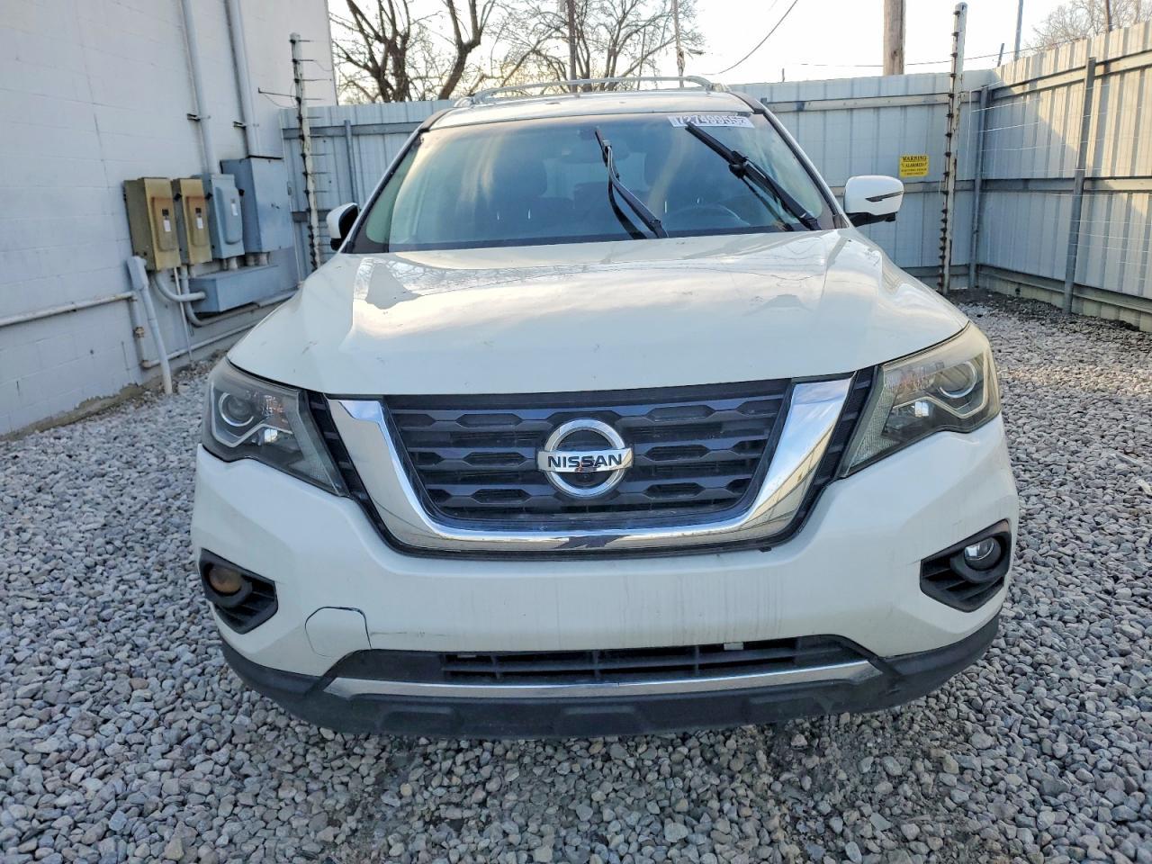 2017 NISSAN PATHFINDER