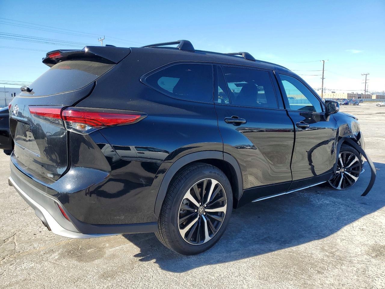 2021 TOYOTA HIGHLANDER