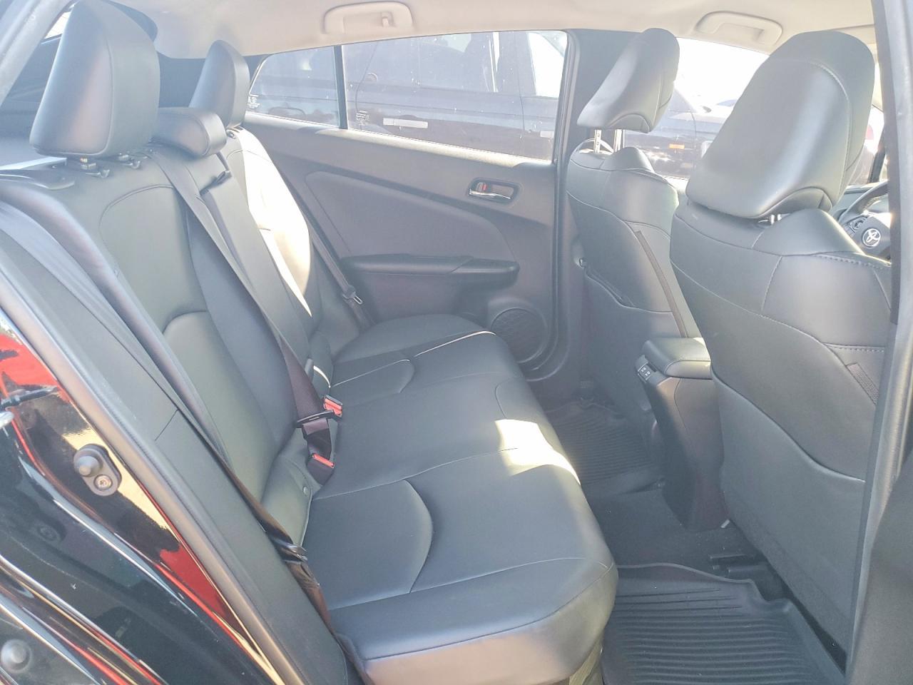 2021 TOYOTA PRIUS