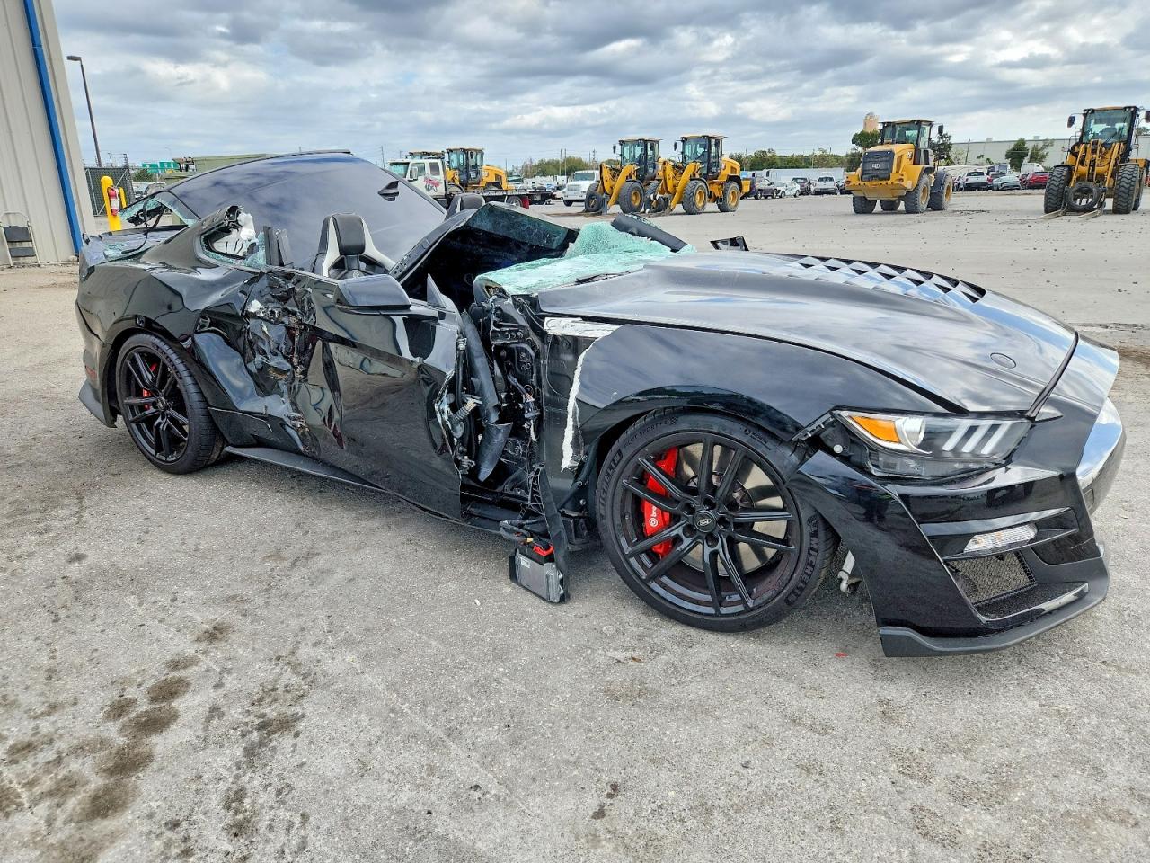 2022 FORD MUSTANG