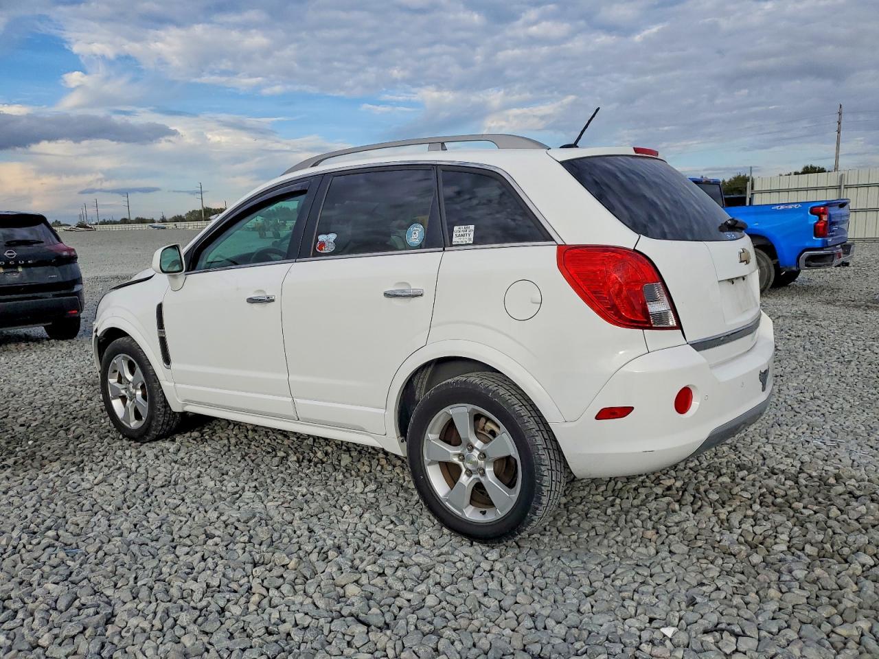2014 CHEVROLET Captiva