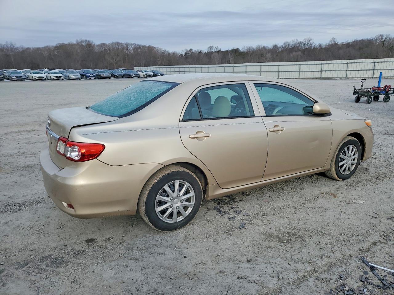 2013 TOYOTA COROLLA